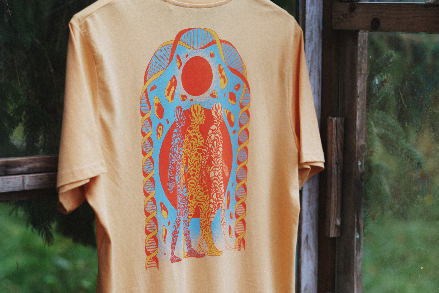 ✹ PREORDER ✹ ‘SYNCHRON’ TEE